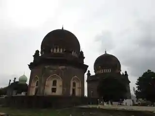 Jod Gumbaz