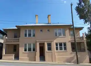 Building at 140 Biltmore Avenue