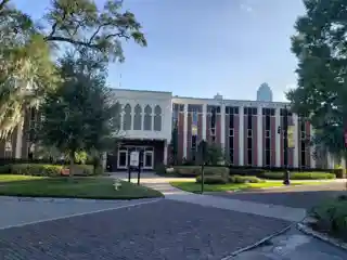 Macdonald–Kelce Library