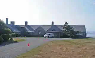 Clambake Club of Newport
