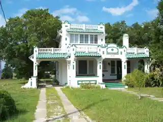 Paul L. Vinson House