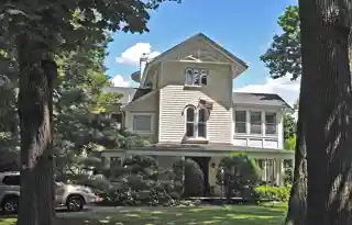 Haskell's Bloomfield Villa