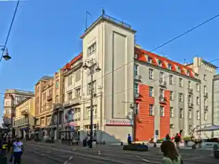 Building Ernst Mix