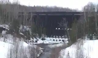 Redridge Steel and Log Dams
