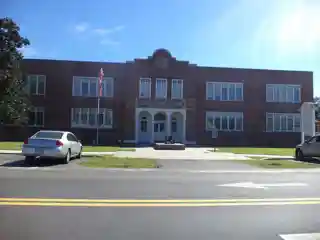 Leesburg High School