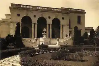 La Mansión