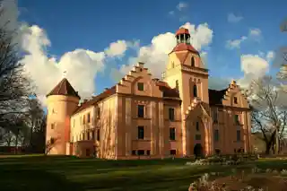 Ēdole Castle
