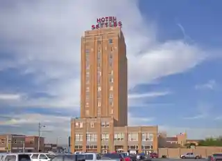 Hotel Settles