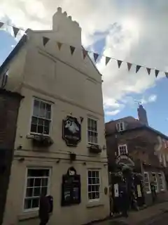 The Old White Swan