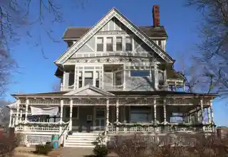 Aeneas Hurlbut–Charles Yates House