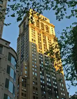 10 East 40th Street