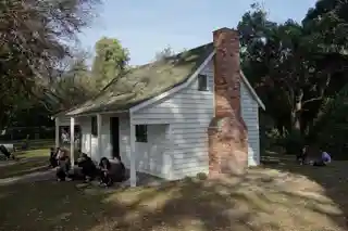 Deans Cottage
