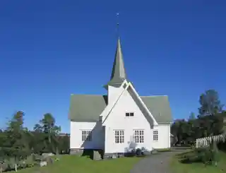 Skrautvål Church