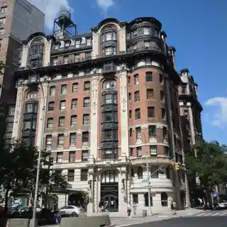 Belleclaire Hotel