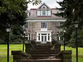 William E. Wells House