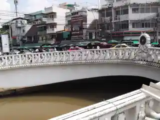 Charoenrat 31 Bridge