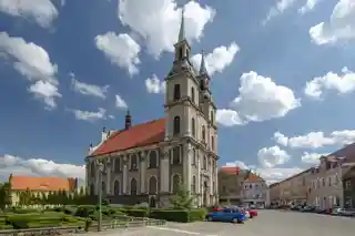 Holy Cross Church