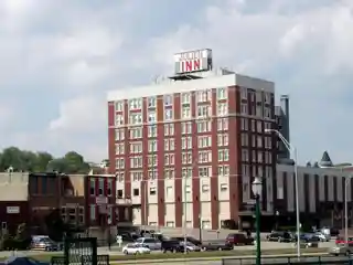 Julien Motor Inn