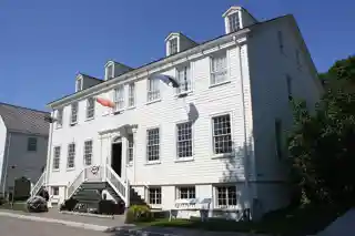 Robert Stuart House