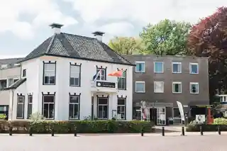 Van Gogh House