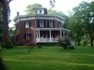 David Van Gelder Octagon House