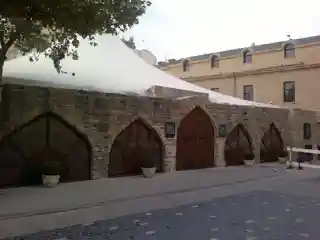 Small caravanserai