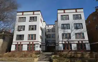 Summit Apartment Building