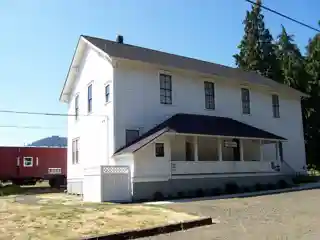Lewisburg Hall and Warehouse Company Building