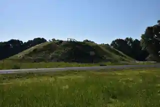 Nanih Waiya Mound And Village