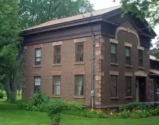 Jackson Blood Cobblestone House