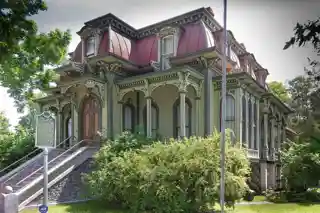 Wing House