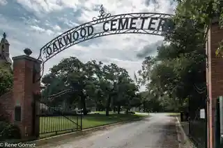 Oakwood Cemetery Historic District
