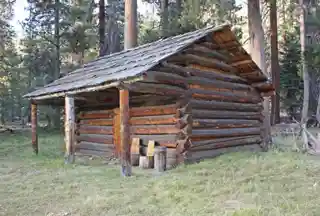 Barton–Lackey Cabin