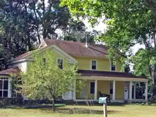Hubbard-Kesby House