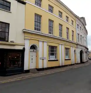 1–6 Priory Street