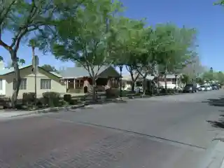 Glendale Townsite – Catlin Court Historic District
