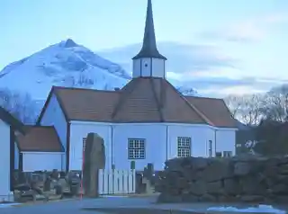 Tresfjord Church