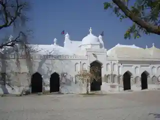 Odero Lal Shrine