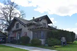 E. F. Hunt House