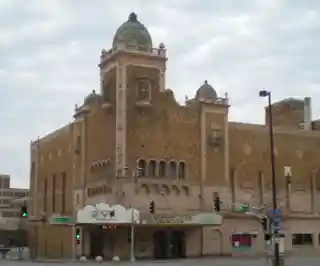Rose Blumkin Performing Arts Center