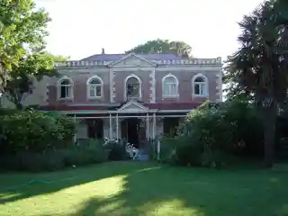 Linwood House