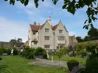 Nailsea Court