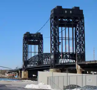 Lincoln Highway Bridge