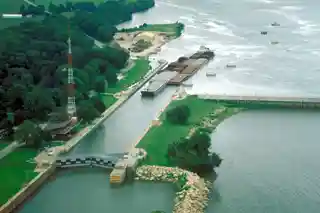 Starved Rock Lock and Dam