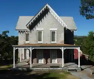 Thorn House