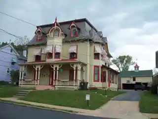 Building at 140 W. Main Street