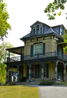 O.A.E. Blyberg House
