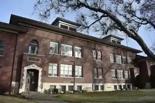 Garfield School