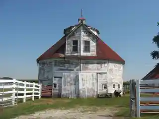 George Rudicel Polygonal Barn