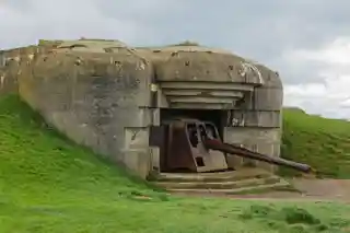 Longues-sur-Mer Battery